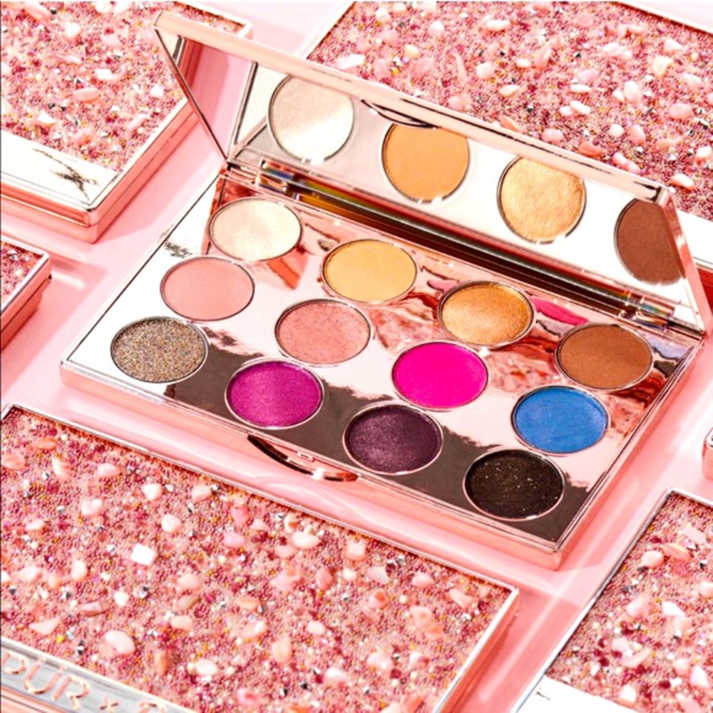 Pure x Barbie Eyeshadow Palette